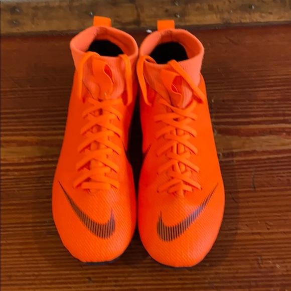 neon orange nike shoes